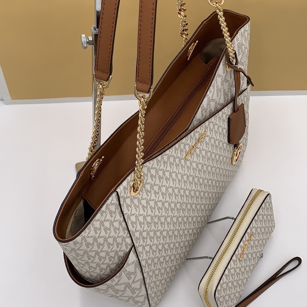 MICHAEL KORS LARGE X CHAIN SHOULDER TOTE & LG FLAT MULTIFUNCTIONAL PHONE CASE - Picture 3 of 16
